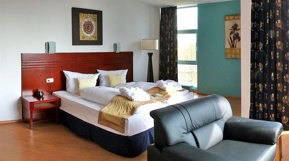 Hotel Kiel By Golden Tulip מראה חיצוני תמונה